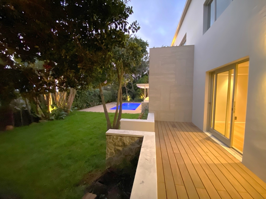 5 Bedroom Property for Sale in Camps Bay Western Cape